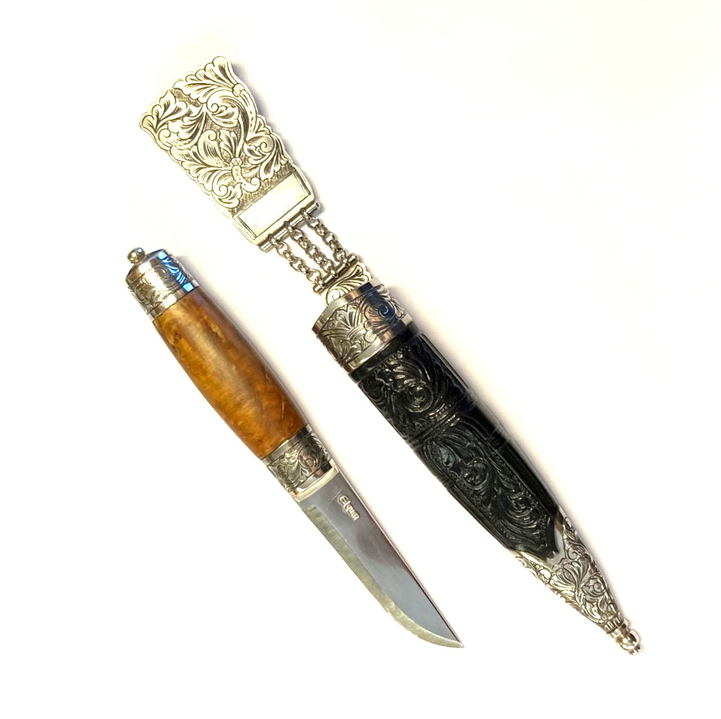 Handlaga dame kniv, Martin Elgum